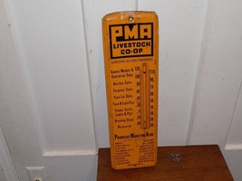 Vintage PMA Livestock CO-OP Metal Thermometer - $3,413.90 MXN