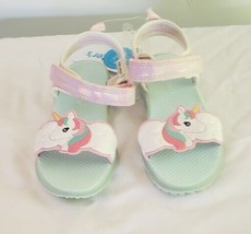 New Carter&#39;s Dreamy Toddler Girls&#39; Light-Up Unicorn Sandals - £12.60 GBP