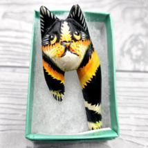 Vintage hand painted cat Brooch pin wood Calico kitten 2.5&quot; - $23.02 CAD