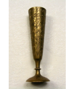 Vintage Footed Brass Bud Vase Etched Leaf Pattern Design Made in India 5-e - €21,10 EUR