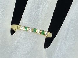 18K gold 0.18ct round brilliant Diamond Emerald stackable ring 2.3g s7 JR7924 - £167.03 GBP