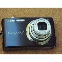 Nikon COOLPIX S630 12.0MP Digital Camera - Black - $75.00