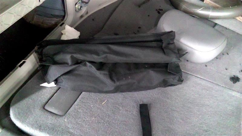 TOWN COUN 2009 Jack 1039908041 NO FOAM TRAY NO SPARE TIRE - $116.82