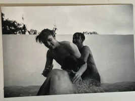 Elvis Presley Candid Still Photo Print Picture 4x3 Elvis Playing In Water EP2 - £4.42 GBP