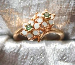 Elegant Faux Opal &amp; Green Rhinestone Gold-tone Ring 1960s size 6 - £9.64 GBP