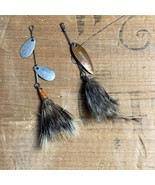 Hildebrandt Feathered Vintage Fishing Lures No. 1 &amp; No. 2 - $276.80 MXN