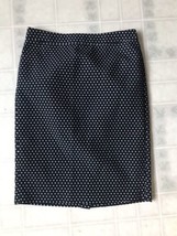 J. CREW The Pencil Skirt No. 2 navy Blue Polka Dots  Sz 4 Back Slit - $30.10