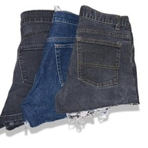 Lot of 3 VINTAGE 90s Y2K 2000s High Rise Mom Denim Jean Shorts Cut Off 32&quot; - $18.99