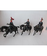 Vtg Britains Ltd 3 Lead Soldiers Horseback Long Cloke no Swords  England... - $23.12 CAD