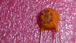 10PCS VISHAY 30LVD22 CERAMIC CAPACITOR CSA Rated 2200PF 400VAC 222M 30LV... - $18.40