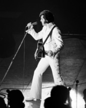 Elvis Presley in concert 8x10 press photo The King wears jump suit with guitar - £7.78 GBP