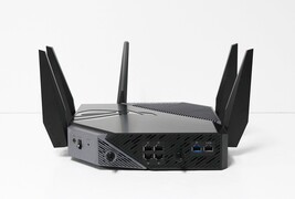 ASUS ROG Rapture GT-AXE11000 Wi-Fi 6E Router - Black ISSUE image 5