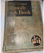Vintage 1963 &quot;The Pillsbury Family Cook Book&quot; w/the 11th Grand National ... - £12.46 GBP