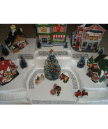 Christmas Village Display Base Platform J27 - Dept 56 Lemax Dickens - $1,616.10 MXN