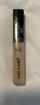 Wet n Wild PhotoFocus Concealer, Light/Medium Beige 841B, 0.29 fl oz. New. - $88.53 MXN