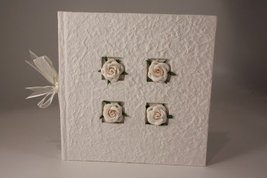 Classic Handmade Ivory Wedding Slip In 4&quot; x 6&quot; Photo Album with 4 Cream ... - £37.75 GBP