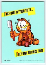 Garfield The Cat Postcard Holding Toothbrush Signed Jim Davis Comic 1978 Unused - £8.85 GBP
