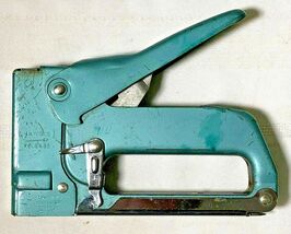 vintage Swingline #101 Tacker Staplegun - $7.80