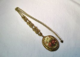 Vintage Cameo Flowers Signed Western Germany Necklace K970 - £38.77 GBP