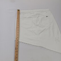Tractr Blu RN#106570 Women's White Asymmetrical Denim Mini Skirt Size S Waist 30 image 10