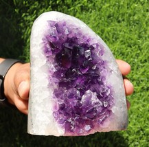 Amethyst Geode cathedral crystal cluster - 5X3.7X3.6 Inch(2.99Lb) - £156.60 GBP