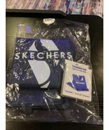 Skechers Phone And Tablet Stand Along with a Nylon BackPack Tote - $188.16 MXN
