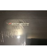 1995 Chevrolet Corvette 40-page Original Car Sales Brochure Catalog Yellow - $24.53 CAD
