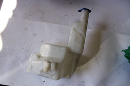 2009-14 HYUNDAI GENESIS SEDAN WINDSHIELD WASHER FLUID RESERVOIR TANK &PUMP K1813 image 3