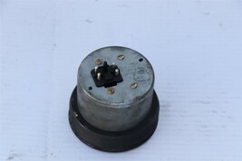 86-89 Mercedes 107 560sl Dash Temperature Gauge 1075420027 image 3