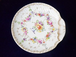 Dresden Shell Dish, Flowers and Garlands, 6&quot; diam[a4] - $717.24 MXN