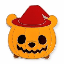 Winnie the Pooh Disney Pin: Halloween Jack-o&#39;-Lantern Pumpkin - £10.09 GBP