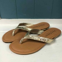 Juicy Couture ZOAR gold thong sandals with bling logo women’s size 6 EUC - £26.36 GBP