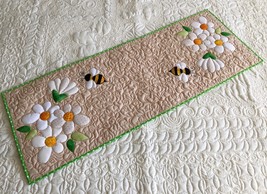 Quilted bees and flowers table runner, Bed topper, Easter quilt, Mothers Day mat - £90.37 GBP