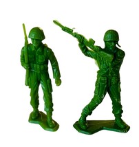 MPC Army Men Toy Soldier plastic military figure lot WW2 marx WWII bayonet rifle - £11.59 GBP