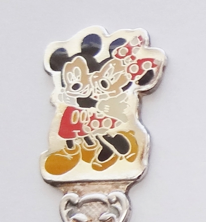 Collector Souvenir Spoon USA Florida Walt Disney World Mickey Minnie Mouse Hugs - $9.99