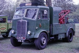 JC0028 - Towing Truck, Reg.KYK 31 - photograph 6x4 - $2.72