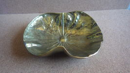 Vintage 1948 Oskar Hansen Virginia Metalcrafters Lotus Leaf Brass Dish 3-24 - £59.43 GBP