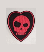 Valentine Heart Skull 3&quot; X 3.5&quot; Iron On Patch (P15) - £3.38 GBP