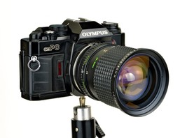 STuDENTS : Olympus OM PC 35mm SLR Camera w Om 28-80mm f/3.5-4.5 Mc Macro NiCE! - $139.00