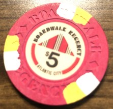 (1) $5. Boardwalk Regency Casino Chip-Atlantic City -1979 - White/Yellow Inserts - £27.29 GBP
