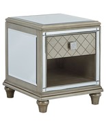 Chevanna - Platinum - Rectangular End Table - €261,46 EUR