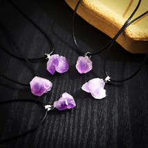 5 Pcs Necklaces With Crystal Pendant Necklaces Natural Purple Crystal Cluster Gr - £4.70 GBP