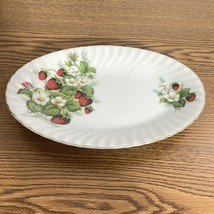 VINTAGE ANDREA by SADEK Strawberry Serving Oval Dish Porcelain Gold Rim ... - $8.81