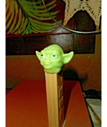 Vintage 1997 Pez Dispenser Star Wars Yoda Character Lucasfilm Cream &amp; Green - £7.40 GBP