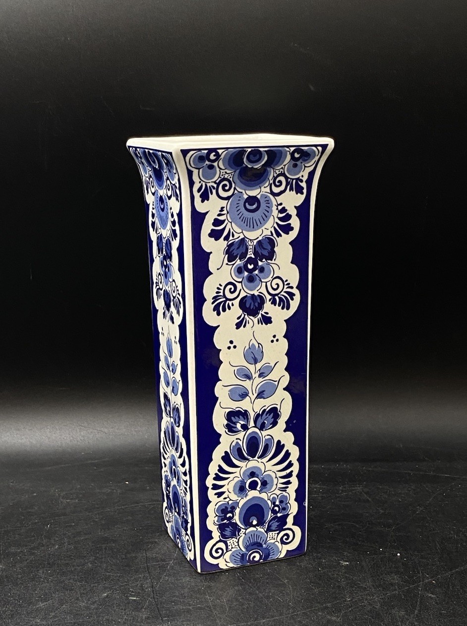 Holland Delfts Blauw Handwerk Decorative Vase 9” Blue White Antique Crow... - $79.19