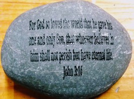 For God So Loved The World John 3:16 Greeting Stones Garden Rocks Carved Home En - £47.37 GBP