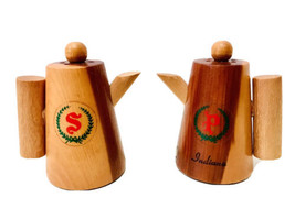 Vintage 1960’s Indiana Souvenir Wooden Coffee Pot Salt &amp; Pepper Shaker Set MCM - £10.18 GBP
