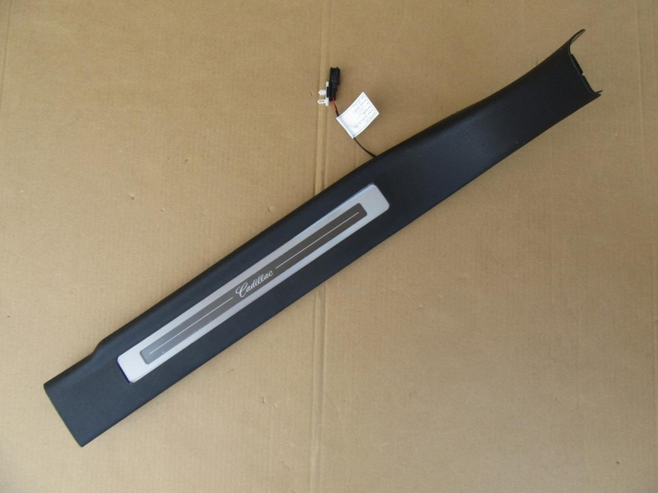 OEM 2015-2020 Cadillac Escalade ESV Interior Rear Sill Plate Left Black ... - $78.21
