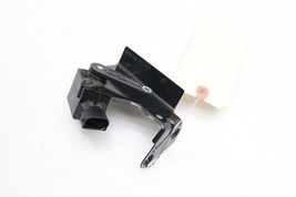 07-13 MERCEDES-BENZ W221 S550 SUSPENSION LEVEL SENSOR & BRACKET E2956 image 7