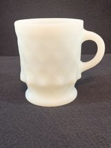 MINT! Fire King Kimberly Cup White Milk Glass Diamond 319 Mug Anchor Hocking - £5.80 GBP